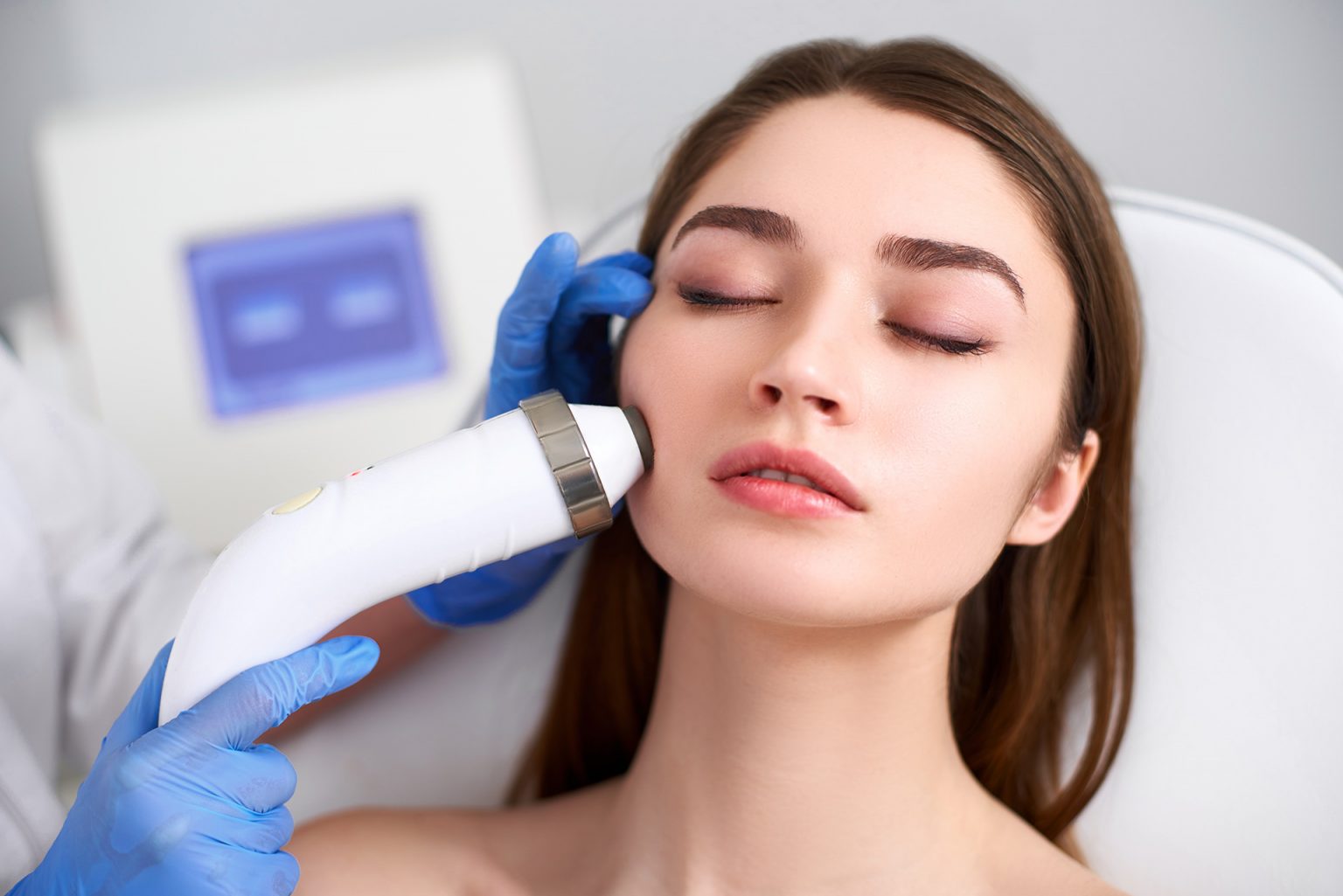 Pulsed Dye Laser at Vilva Cosmetics